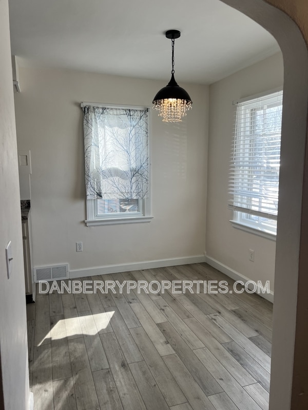 Photo - 2222 Rood St