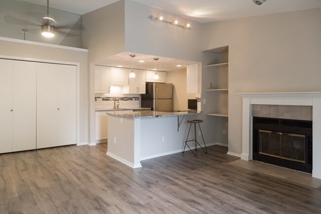 Photo - 2800 Kalmia Ave Unit B306