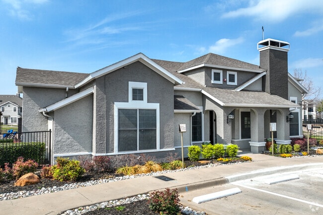 Oficina de arrendamiento - Orion Prosper Apartments