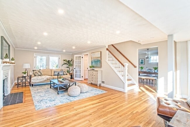Photo - 25 Snake Brook Rd