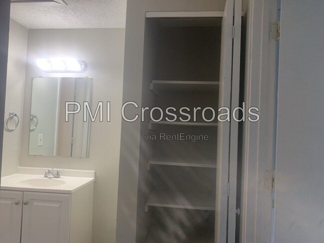 Photo - 2761 Wedge St