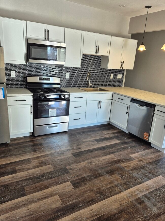 Photo - 3519 Marion St