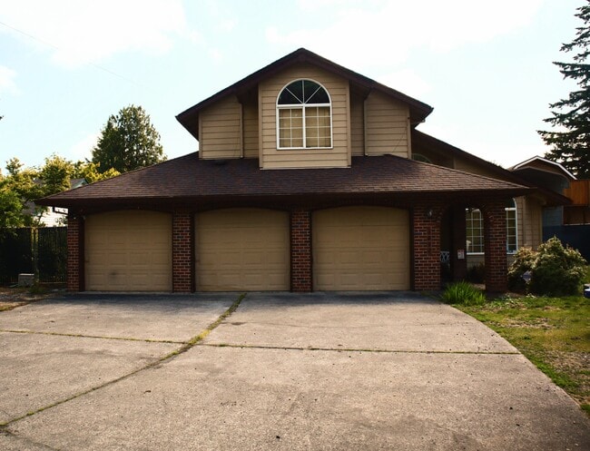 Building Photo - 3012 SE 157th Ave Rental