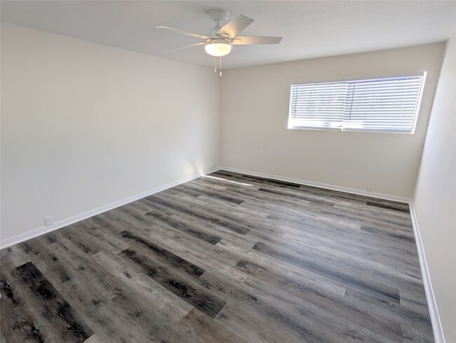 Photo - 2101 Fountain View Dr Unidad 76