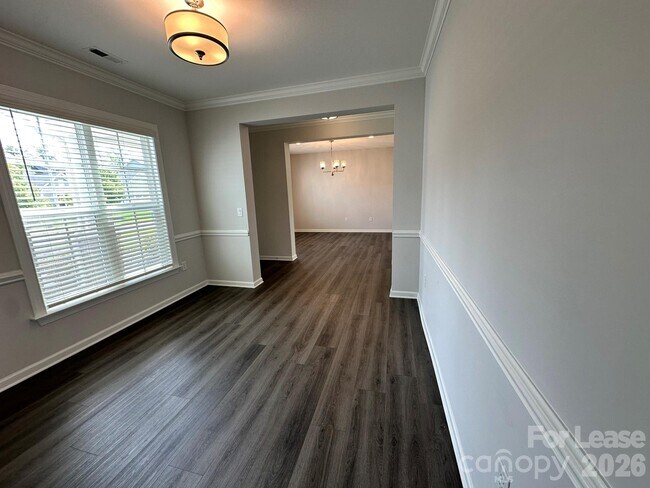Photo - 1139 Overlake Dr