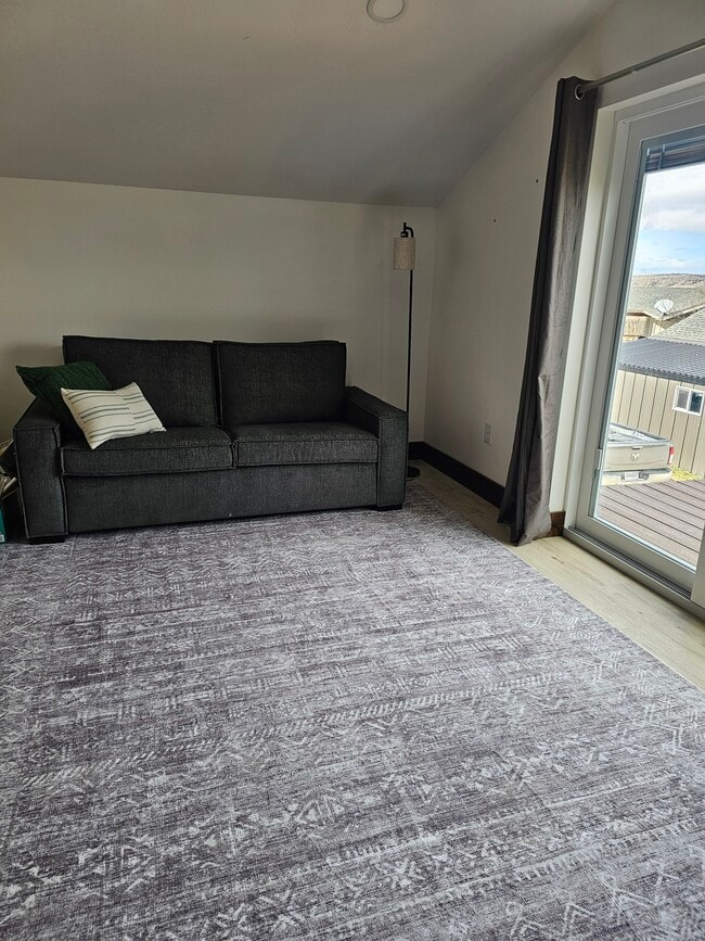 Photo - 720 Farmall Ln Unidad 1