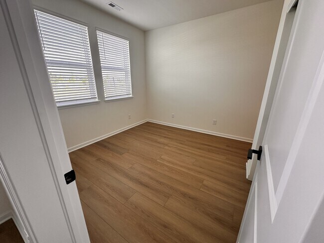 Photo - 6263 N Jebel St