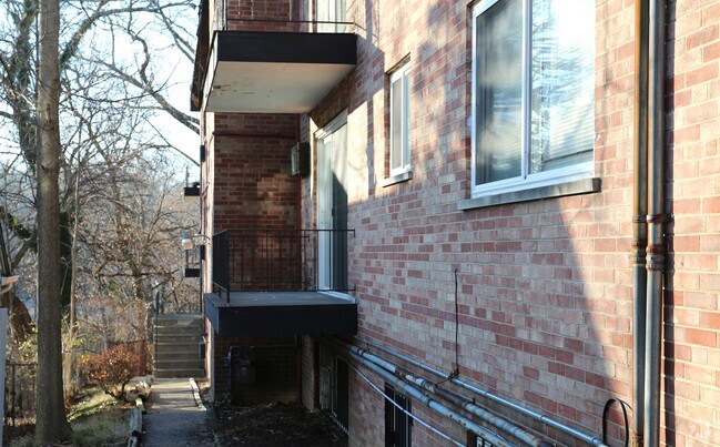 Photo - 3209 Bishop Street
