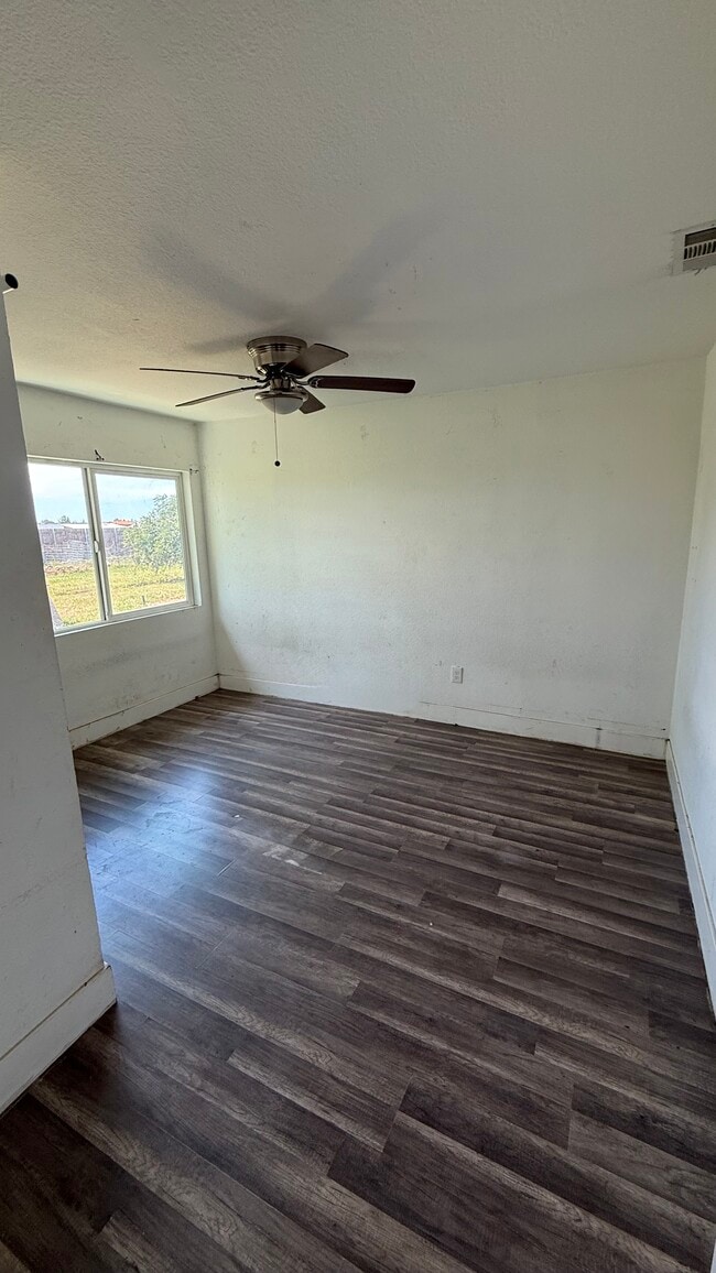 Photo - 3307 Minniear Ave