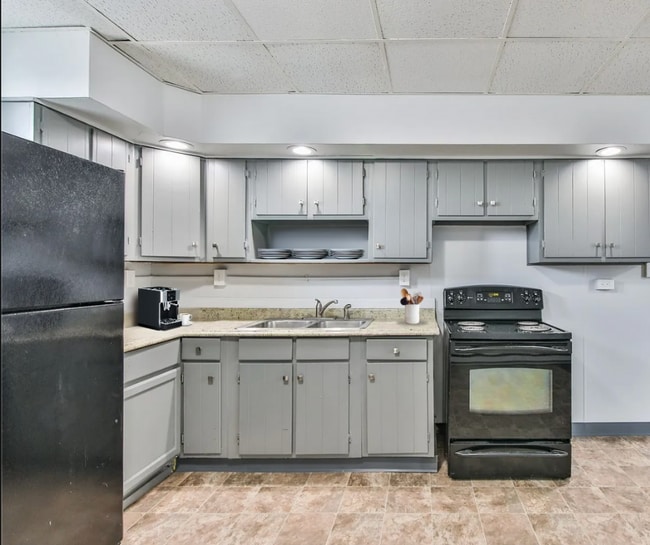 Photo - Beautifully Renovated 2-Bedroom, 1-Bath Apartment Move-In Ready! Unit 2