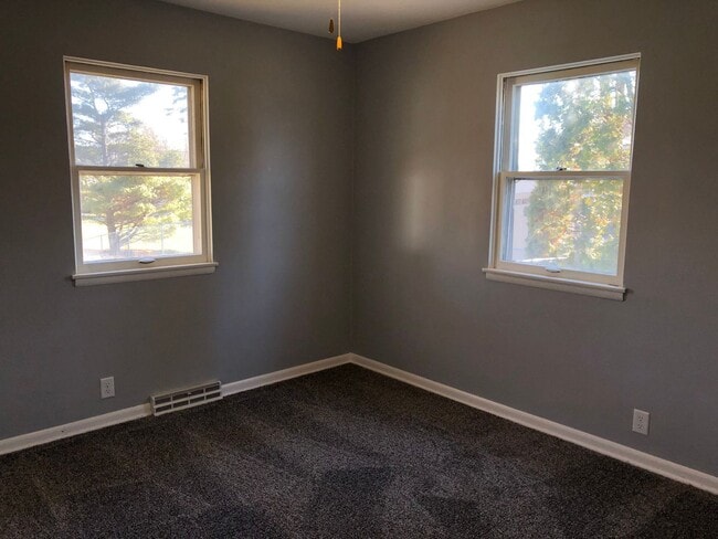 Photo - Newly Renovated House For Rent!