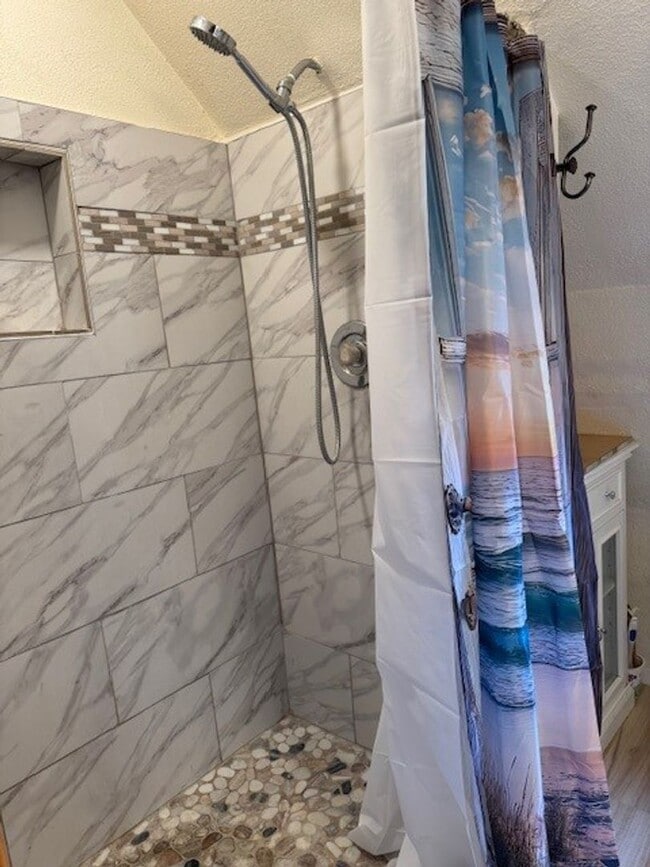 Photo - Peaceful Country Setting