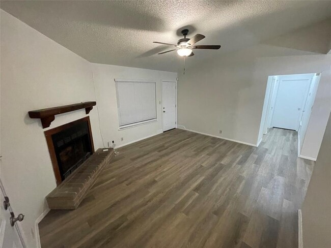 Photo - 6206 Linda Ln