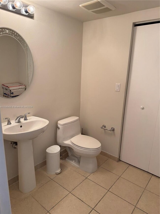Photo - 16699 Collins Ave Condo Unit 2110