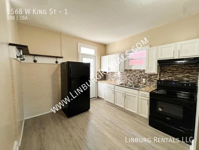 Building Photo - 1568 W King St Unit 1 Rental