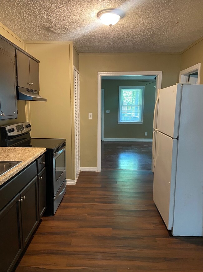 Photo - 600 9th Ct S