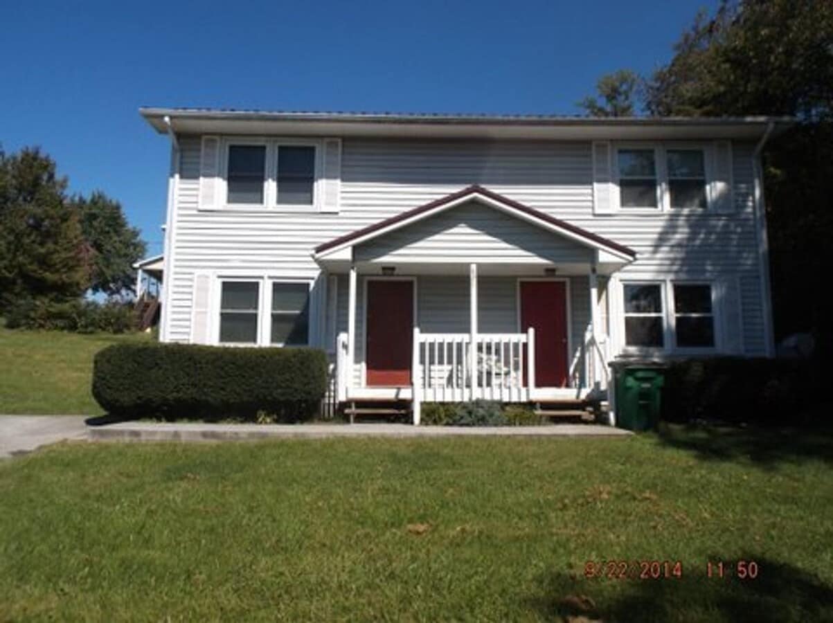 2 Bedroom 1.5 Bath Duplex - 2 Bedroom 1.5 Bath Duplex Casa