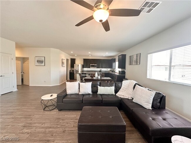 Photo - 5630 Aspen Heights Dr House