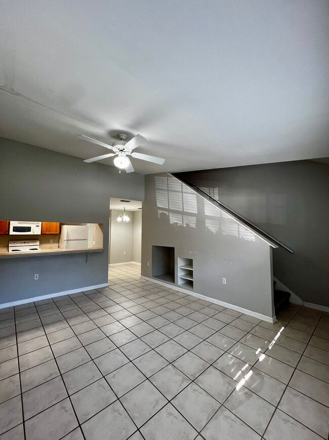 Photo - Gorgeous 3 BD 3 BA Townhome Located in Chase's Run!