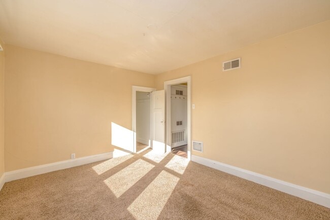 Photo - 17 6th St Unit 17 1/2 E 6th St