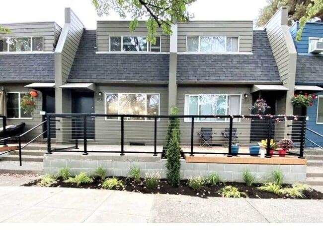 Photo - 3041 SE 20th Ave Unit 3041