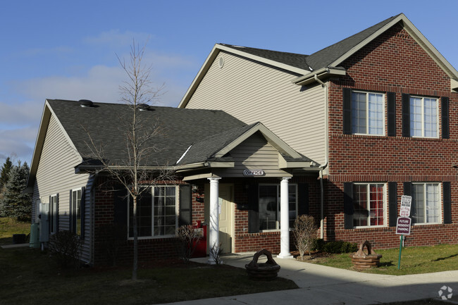 Belleview Place I & II - Belleview Place I & II Apartments