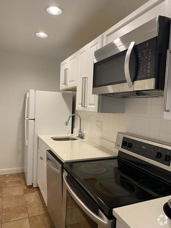 Building Photo - 2353 Massachusetts Ave Unit 24 Rental