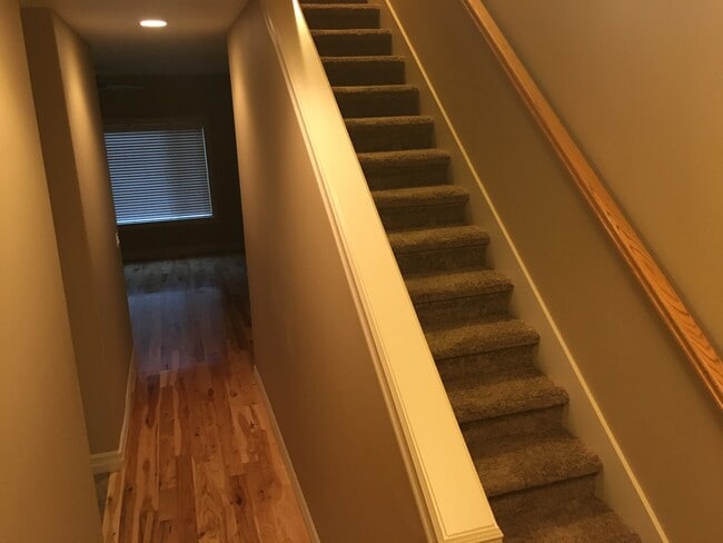 Photo - 2060 SW Kendra St