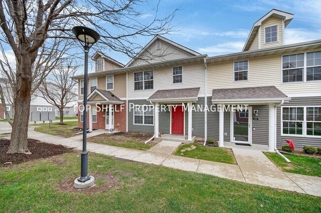 Building Photo - 9125 Greenspire Dr
