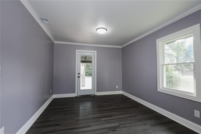 Photo - 870 Teton Ave SE