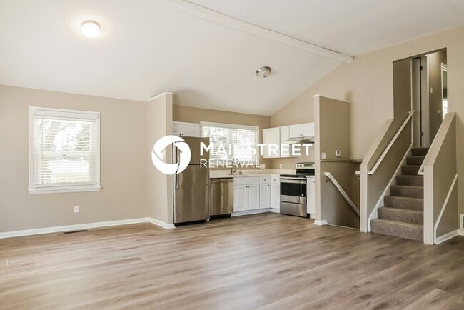 3 Bedroom Pet-Friendly Home in Columbus, OH with Main Street Renewal
