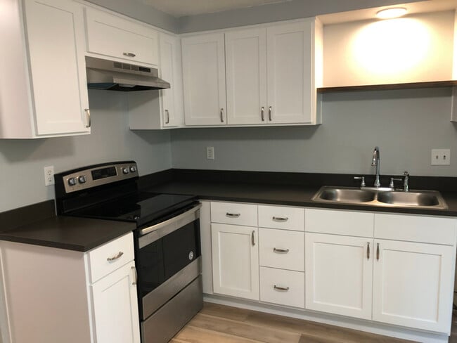 Photo - 525 Cinderella Loop