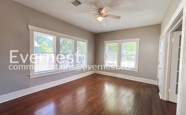 Photo - 1007 Archer St