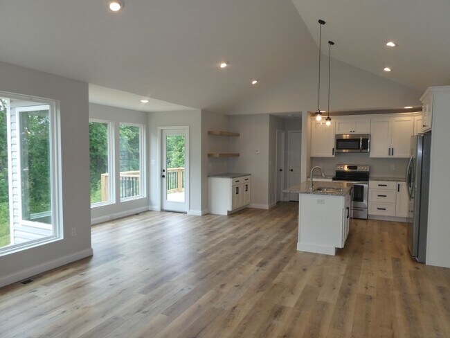 Photo - 3 Bedroom 2 Bathroom in South