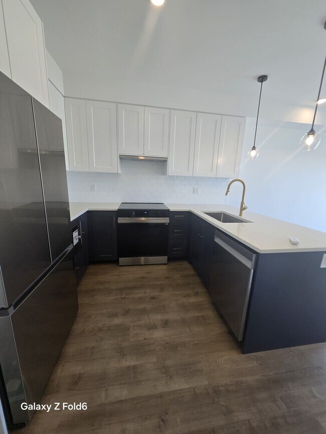 17783 56a Ave