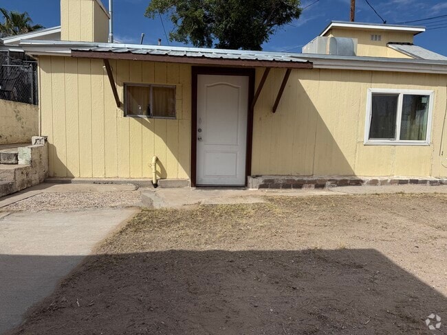 Building Photo - 7772 Ranchland Dr Rental