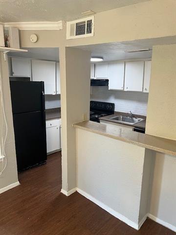 Building Photo - 4040 Brown St Unit 9