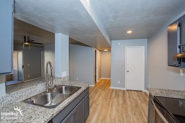 Photo - Charming 2Bdm 2Ba Condo in Gated Community!