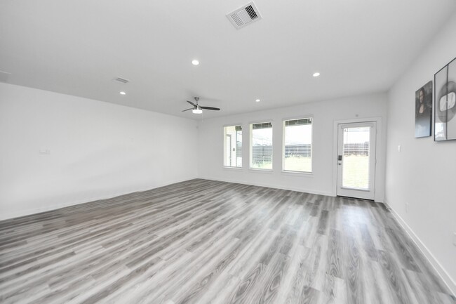 Photo - 12326 Basilwood Dr