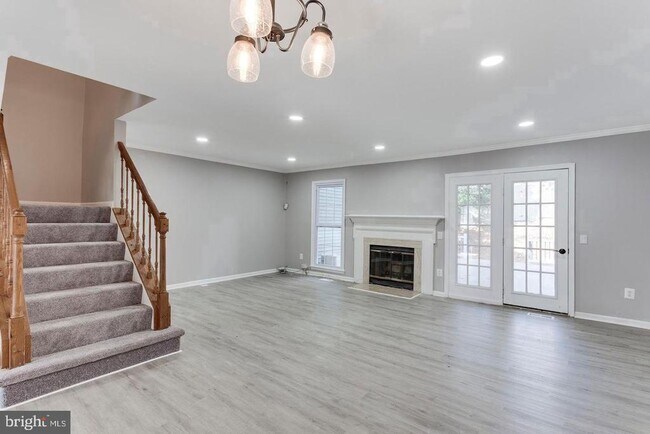 Photo - 304 Crescendo Way