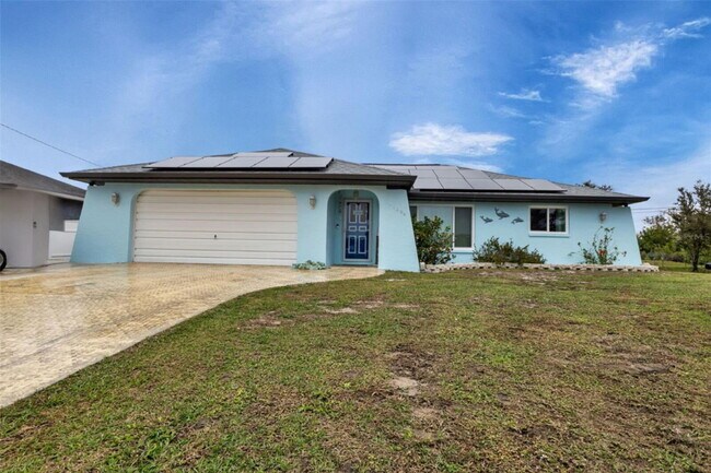 Building Photo - "Charming 3-Bedroom Home in Englewood!"