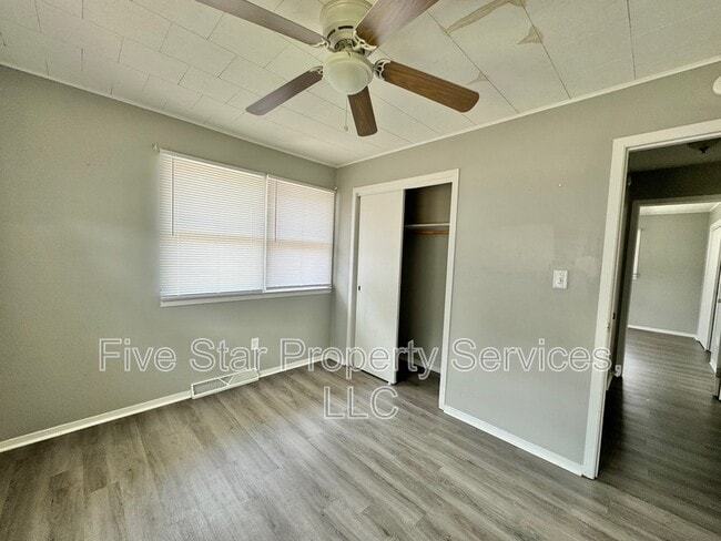 Photo - 629 W Washington St Unit Apt 4