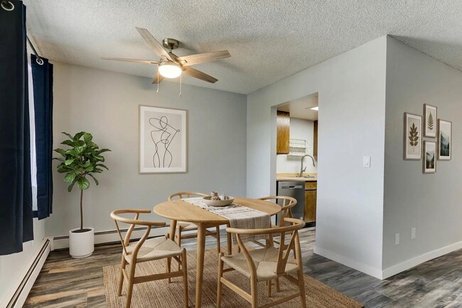 Photo - 1140 Walnut Ave Unit 1140 Walnut Avenue #22