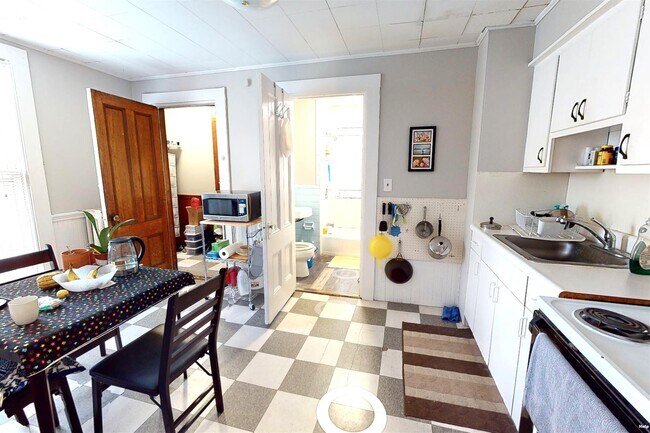 Photo - 8 Forest St Unidad 2L