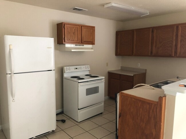 Photo - 7547 Windsor Oaks