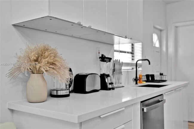 Photo - 1510 Normandy Dr Unit A