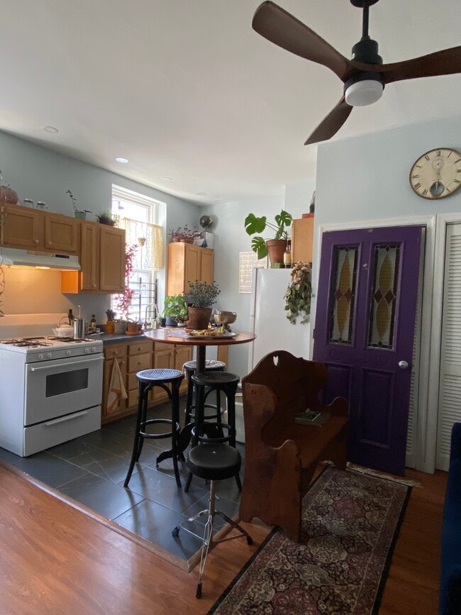 Photo - 1422 Wharton St Unit Apartment 1