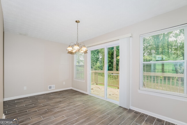 Photo - 3355 Luxembourg Cir