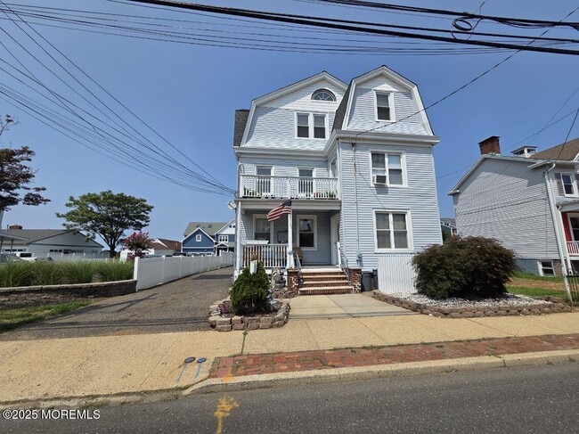 Building Photo - 123 1st St Unit 5 Rental