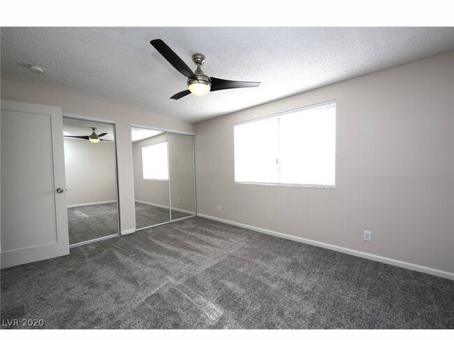 Photo - 7165 Bridgeview Ave